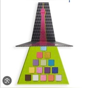 NWT Revolution Emily in Paris City of Love 16 Eyeshadow/Pressed Powder Palette